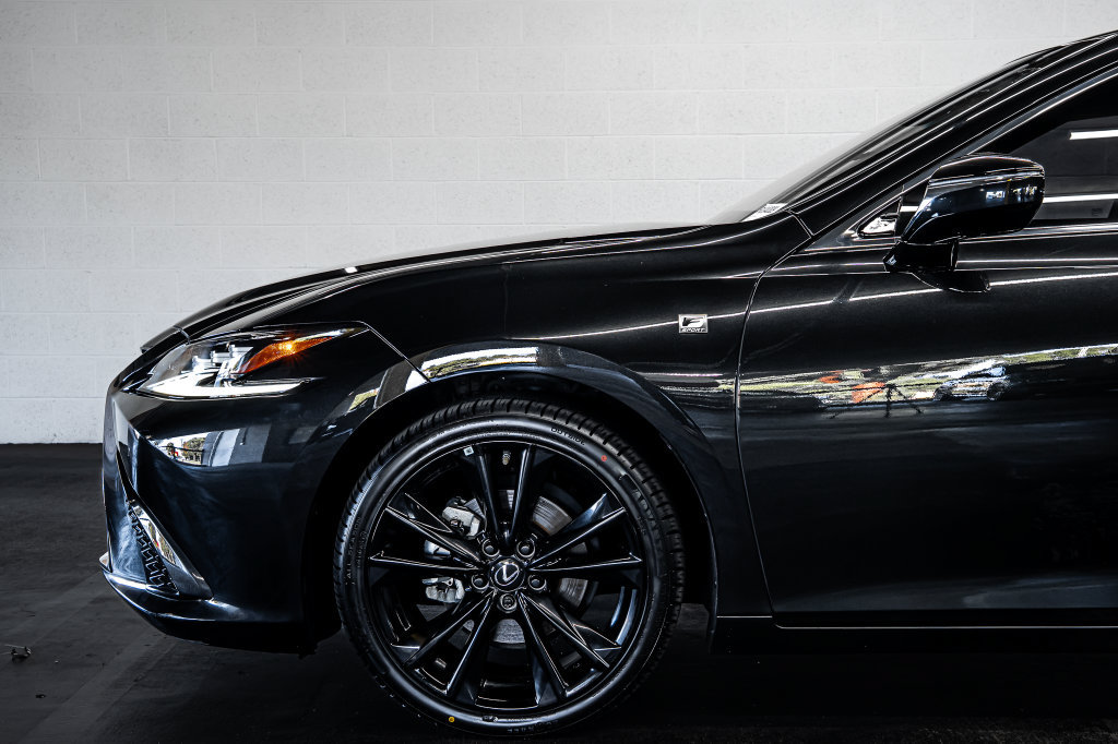 Used 2024 Lexus ES 300h F Sport w/ Accessory Package (Z2) FWD image 12