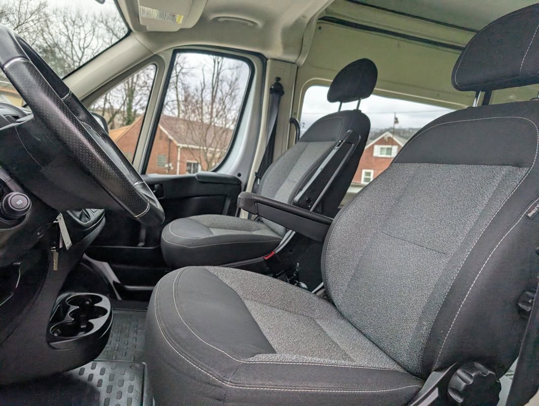 Used 2014 RAM ProMaster 2500 w/ Interior Convenience Group image 32