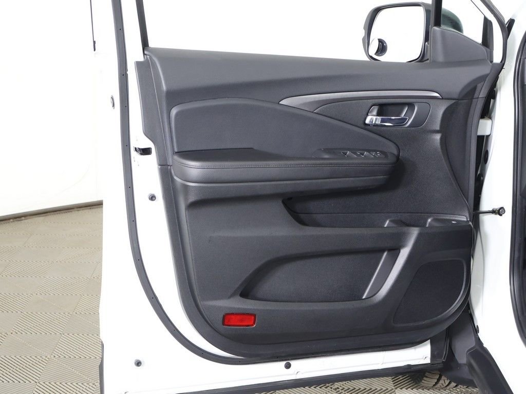 Used 2021 Honda Passport Sport image 20