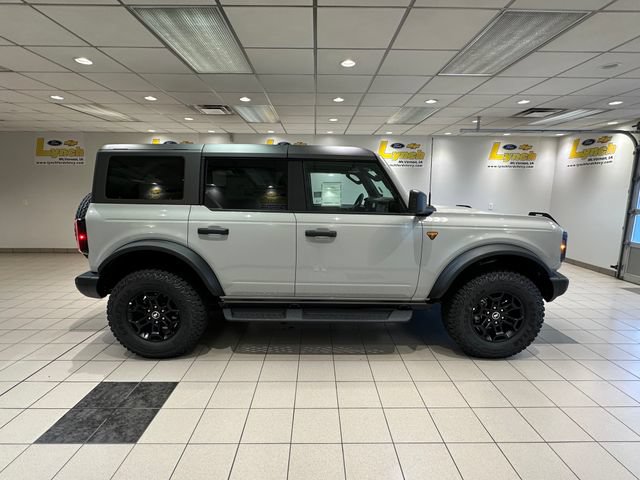 New 2026 Ford Bronco Badlands AWD/4WD image 3