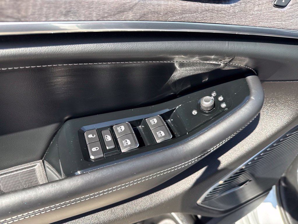 Certified 2021 Jeep Grand Cherokee L Overland w/ Luxury Tech Group IV AWD/4WD image 20