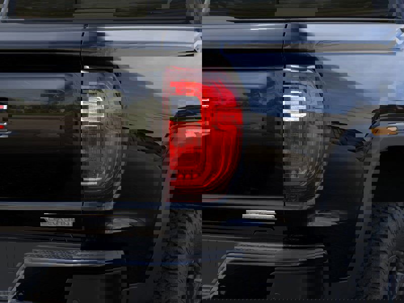 New 2025 GMC Canyon Elevation w/ Convenience Package image 11