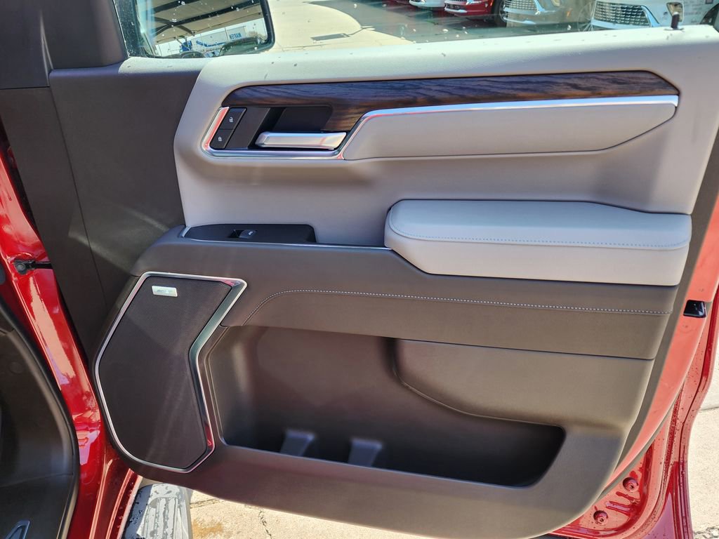 New 2026 GMC Sierra 1500 SLT image 37