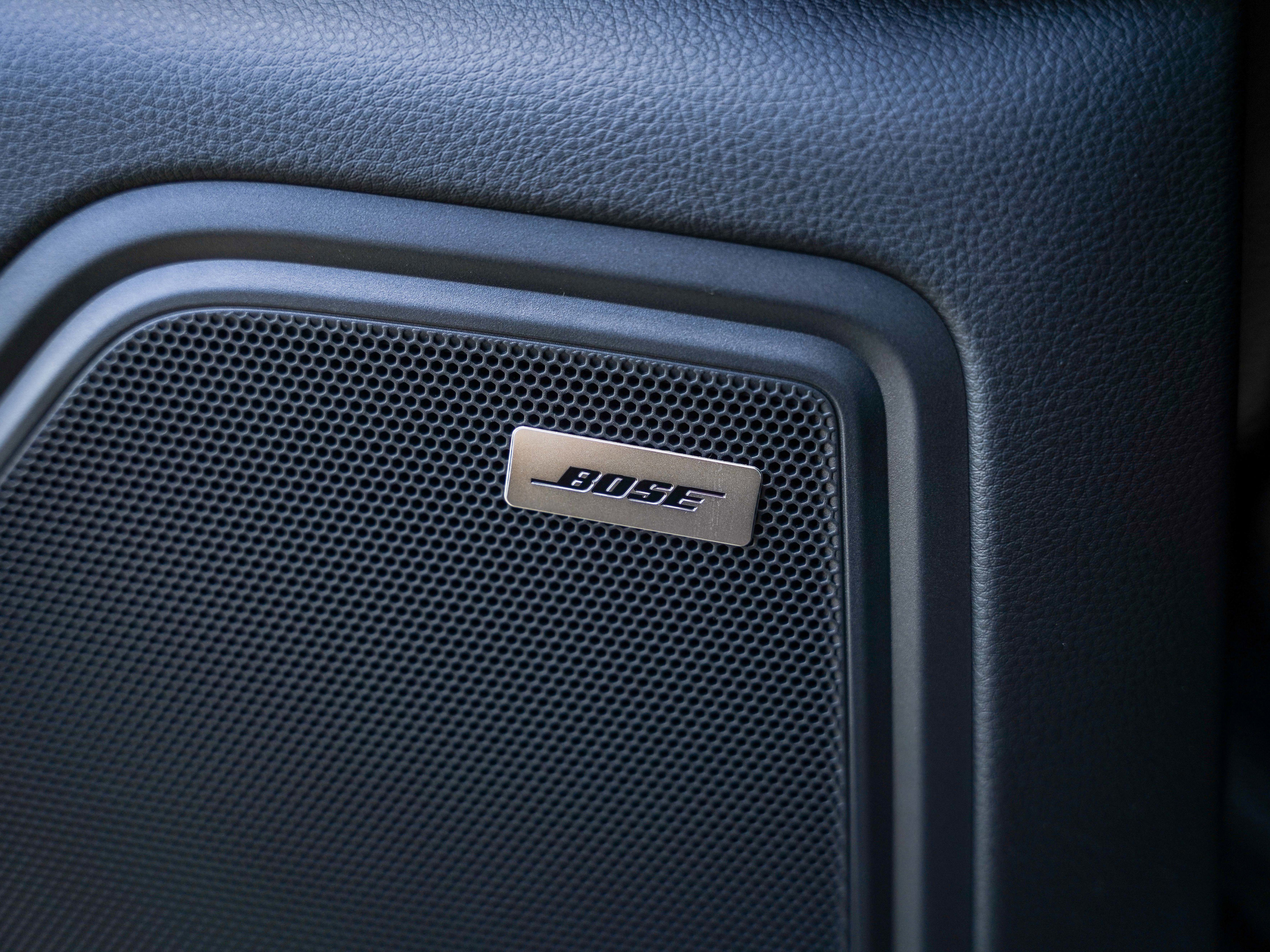 New 2026 Porsche Macan Turbo image 18