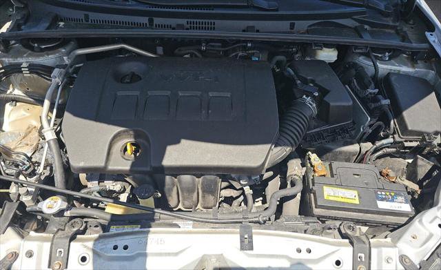 Used 2018 Toyota Corolla SE FWD image 23