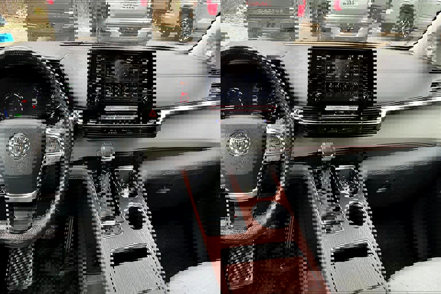 Certified 2024 Toyota Sienna XLE w/ XLE Plus Package image 7