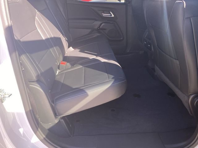 Certified 2026 Chevrolet Silverado EV LT image 39