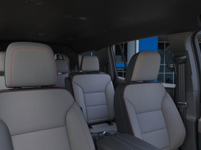 Used 2026 Chevrolet Traverse LT w/ Driver Confidence Package FWD image 24