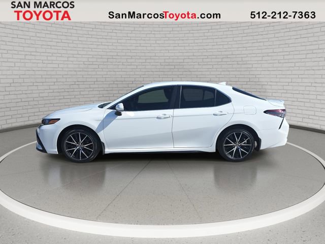 Used 2024 Toyota Camry SE image 8