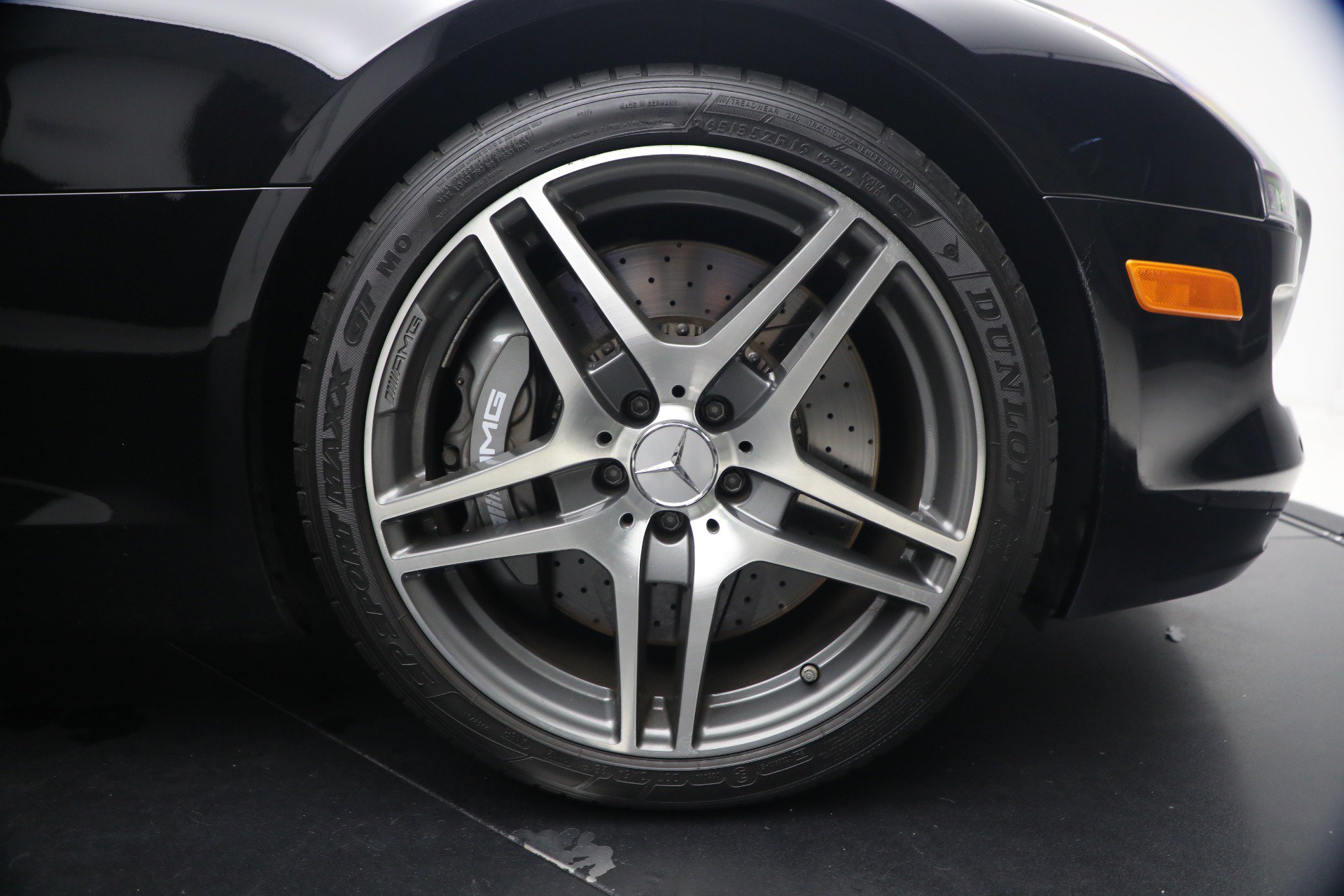 Used 2012 Mercedes-Benz SLS AMG Roadster image 37