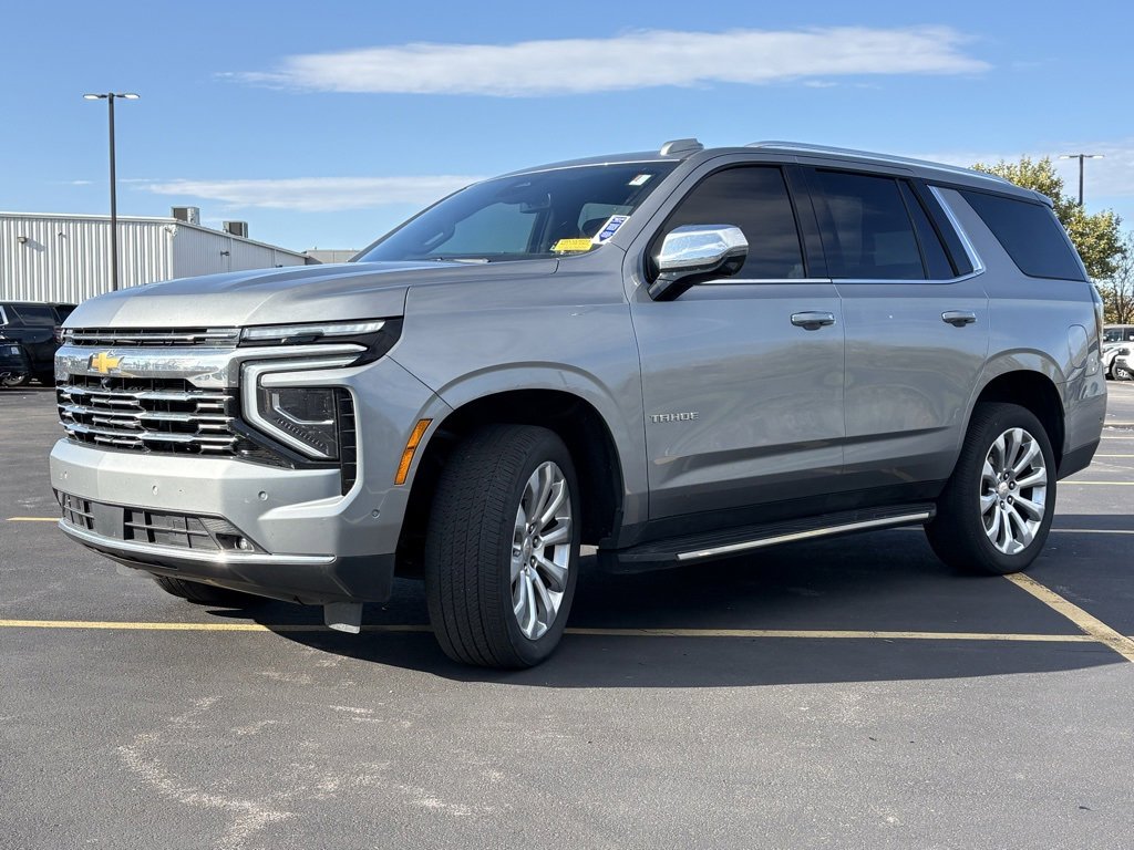 Used 2025 Chevrolet Tahoe Premier image 3