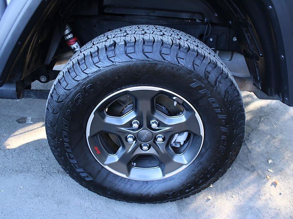 Used 2020 Jeep Gladiator Rubicon AWD/4WD image 17