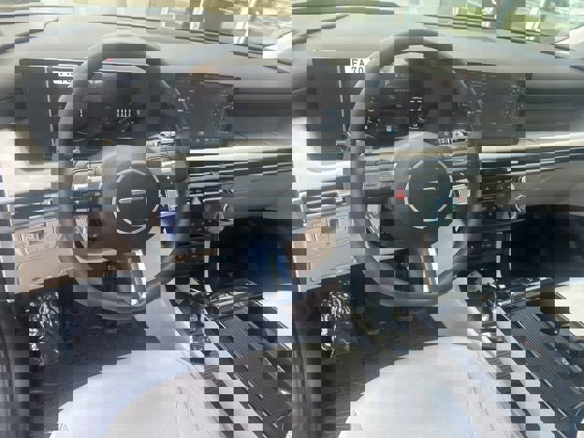 New 2026 Hyundai Tucson Blue SE image 18