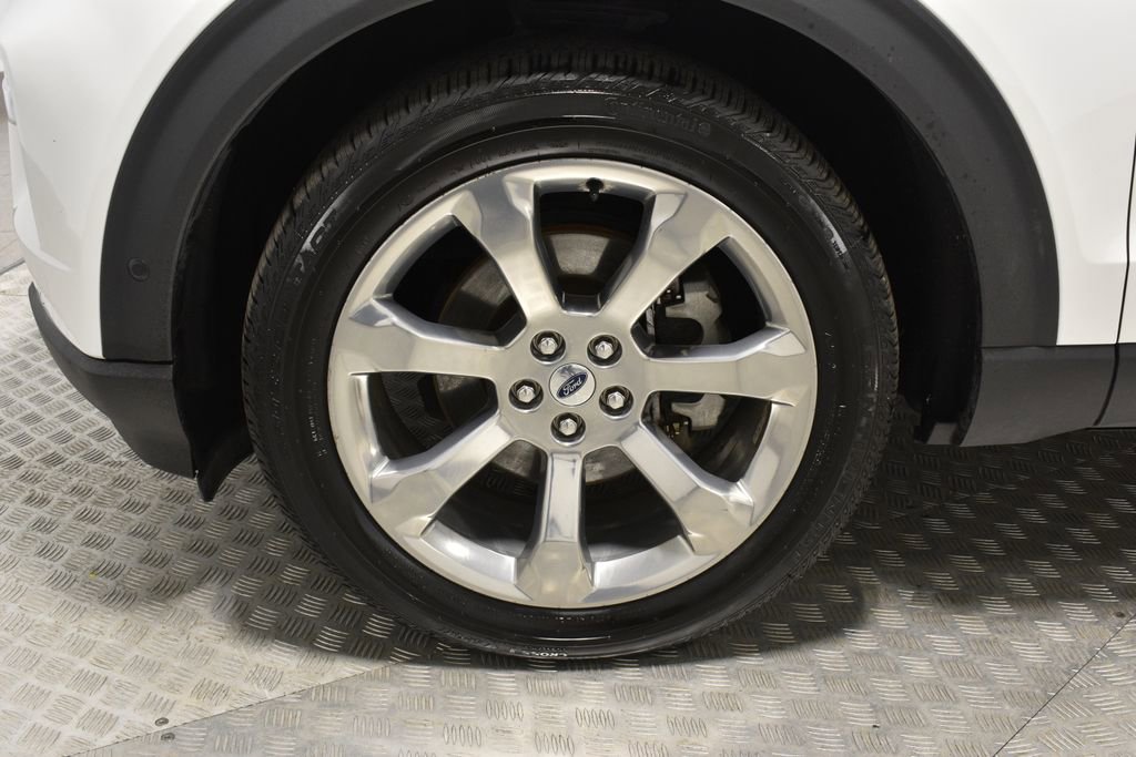 Used 2020 Ford Explorer Platinum w/ Premium Technology Package image 37