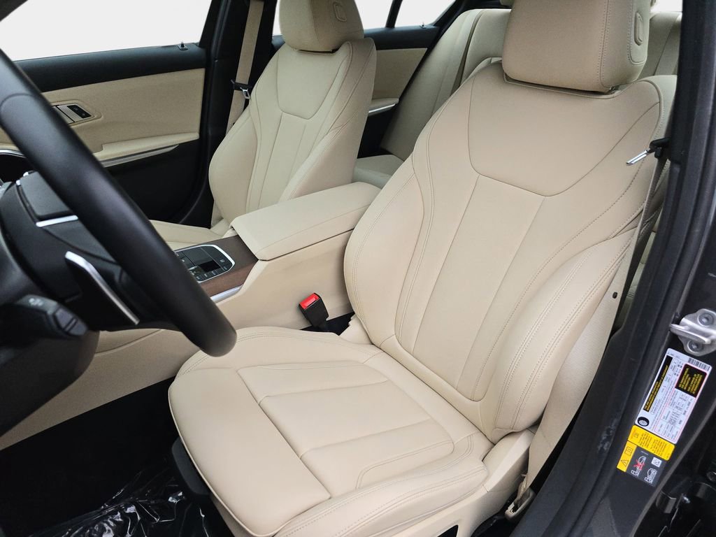 Used 2021 BMW 330e w/ Convenience Package RWD image 17