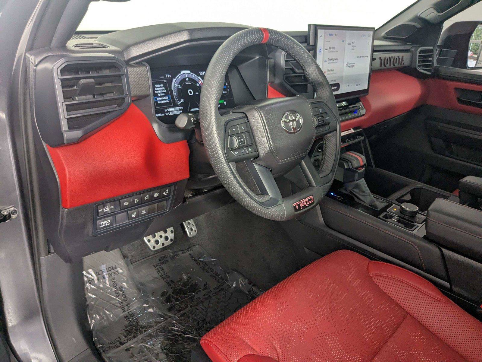 Used 2025 Toyota Tundra TRD Pro AWD/4WD image 10