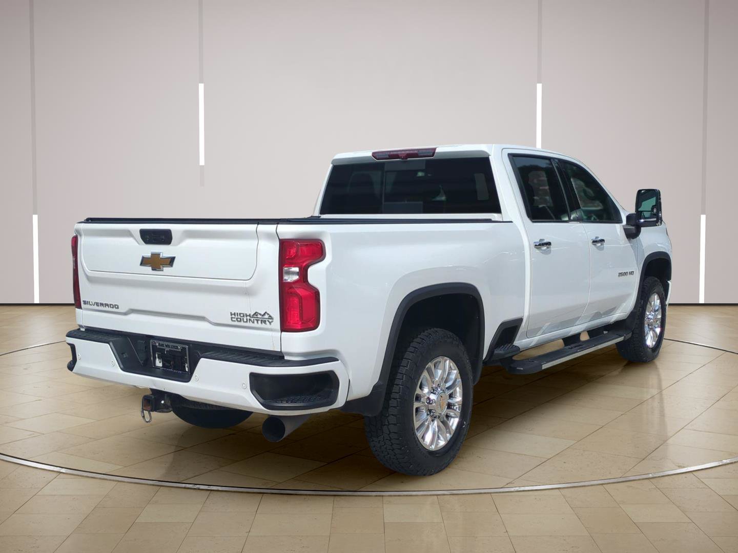 Used 2023 Chevrolet Silverado 2500 High Country w/ Safety Package II AWD/4WD image 8