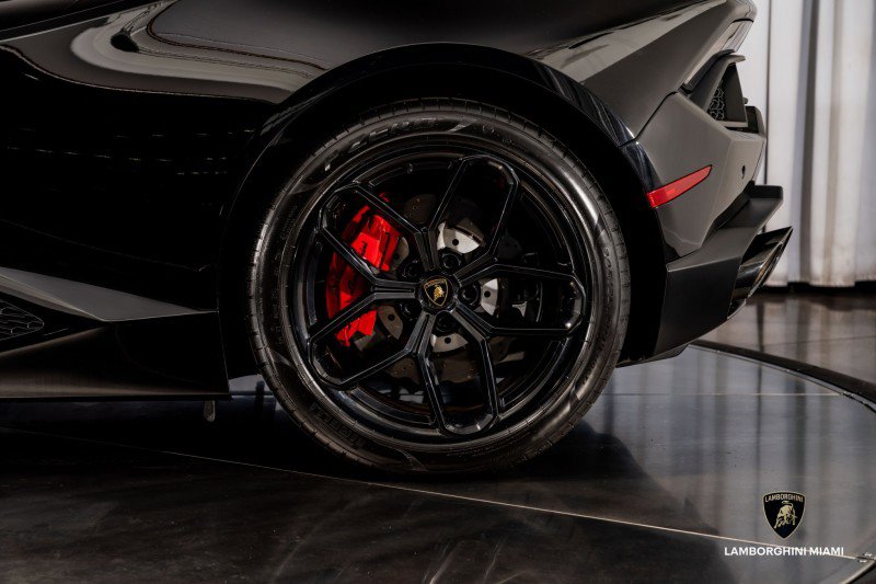 Used 2018 Lamborghini Huracan LP 580-2 image 11