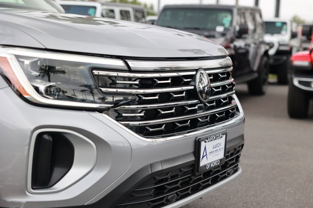 Used 2024 Volkswagen Atlas SEL AWD/4WD image 7