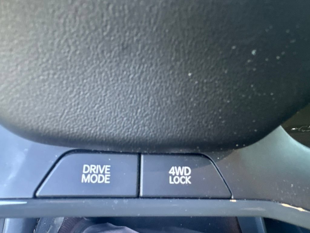 Used 2024 Kia EV9 Land AWD/4WD image 15