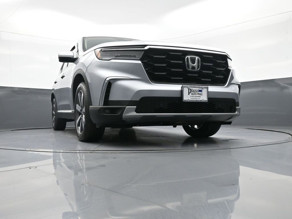 Used 2023 Honda Pilot Touring image 30