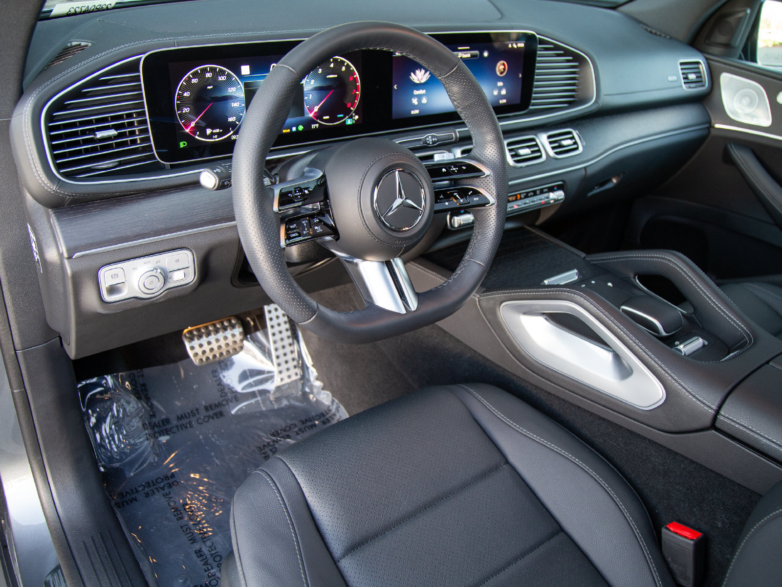 Used 2024 Mercedes-Benz GLS 450 4MATIC image 4