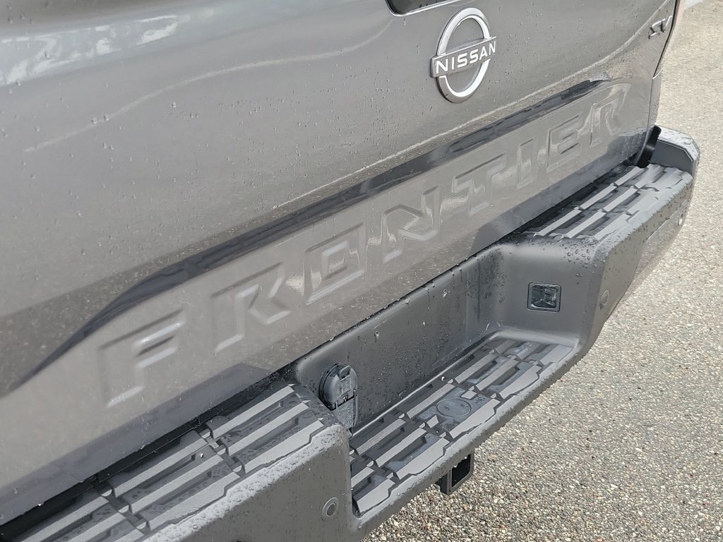 Certified 2022 Nissan Frontier SV RWD image 6