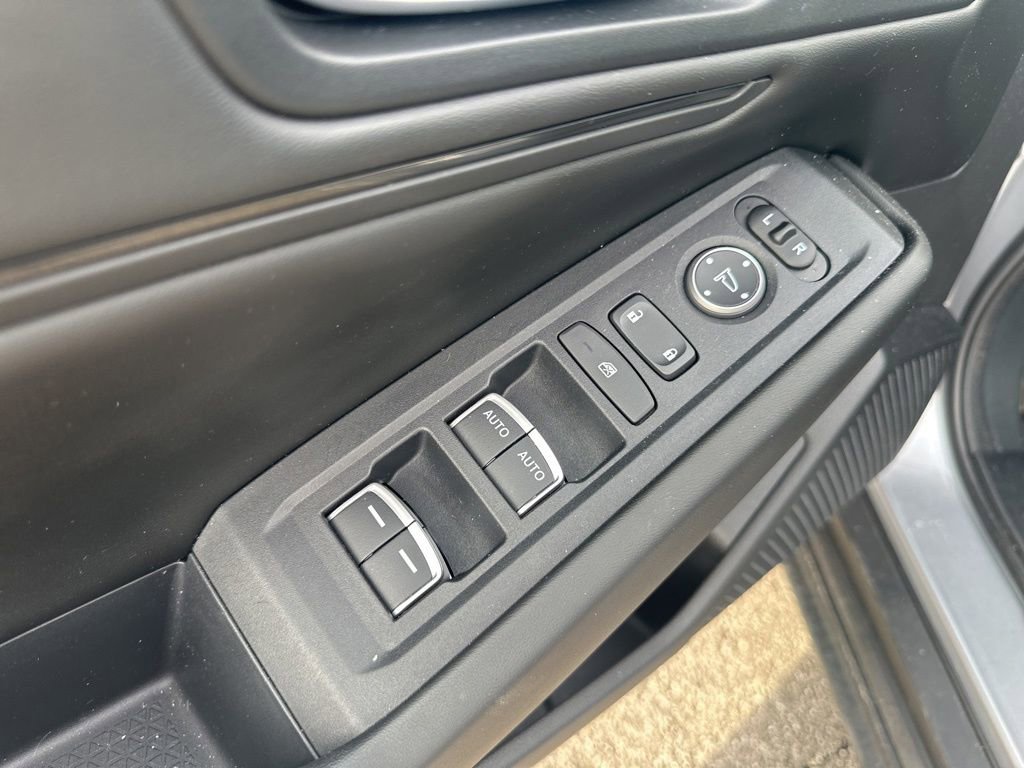 Used 2023 Honda Accord EX image 17