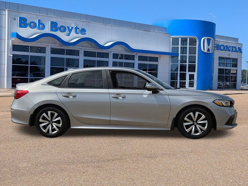 Used 2024 Honda Civic LX image 4