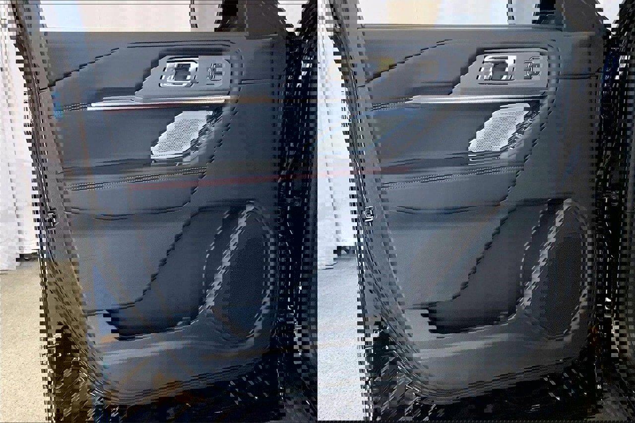 Used 2025 Ford Explorer ST w/ Sun And Sound Package image 25