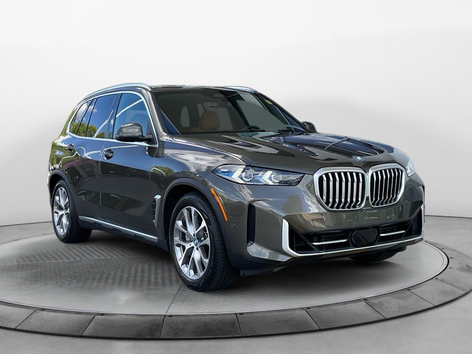 Used 2025 BMW X5 xDrive50e w/ Premium Package AWD/4WD image 1