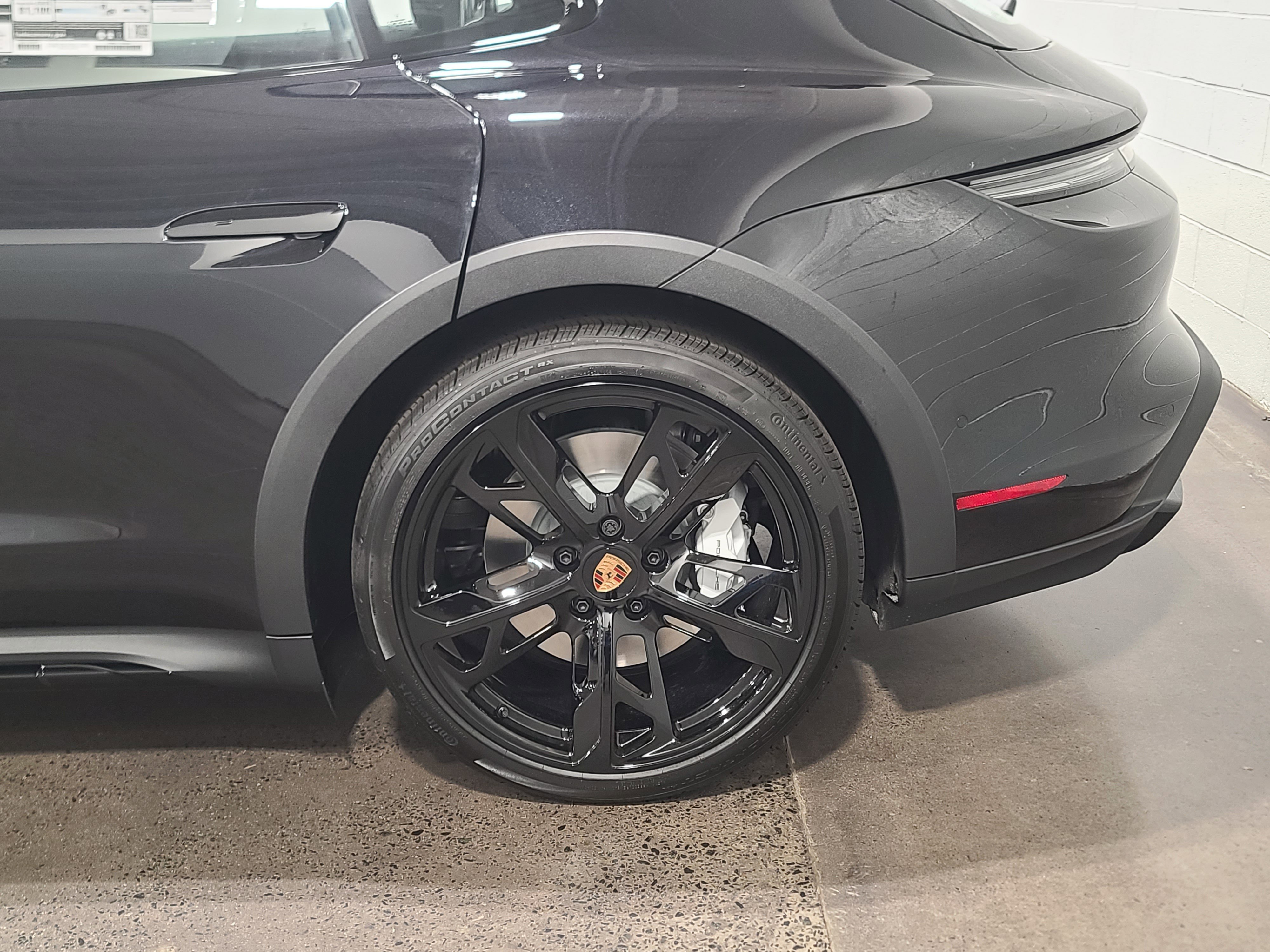 New 2026 Porsche Taycan 4S image 35