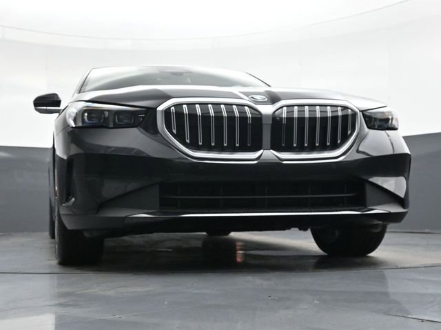 New 2026 BMW 530i xDrive w/ Premium Package image 36