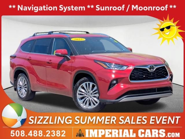 Used 2025 Toyota Highlander Platinum AWD/4WD image 1