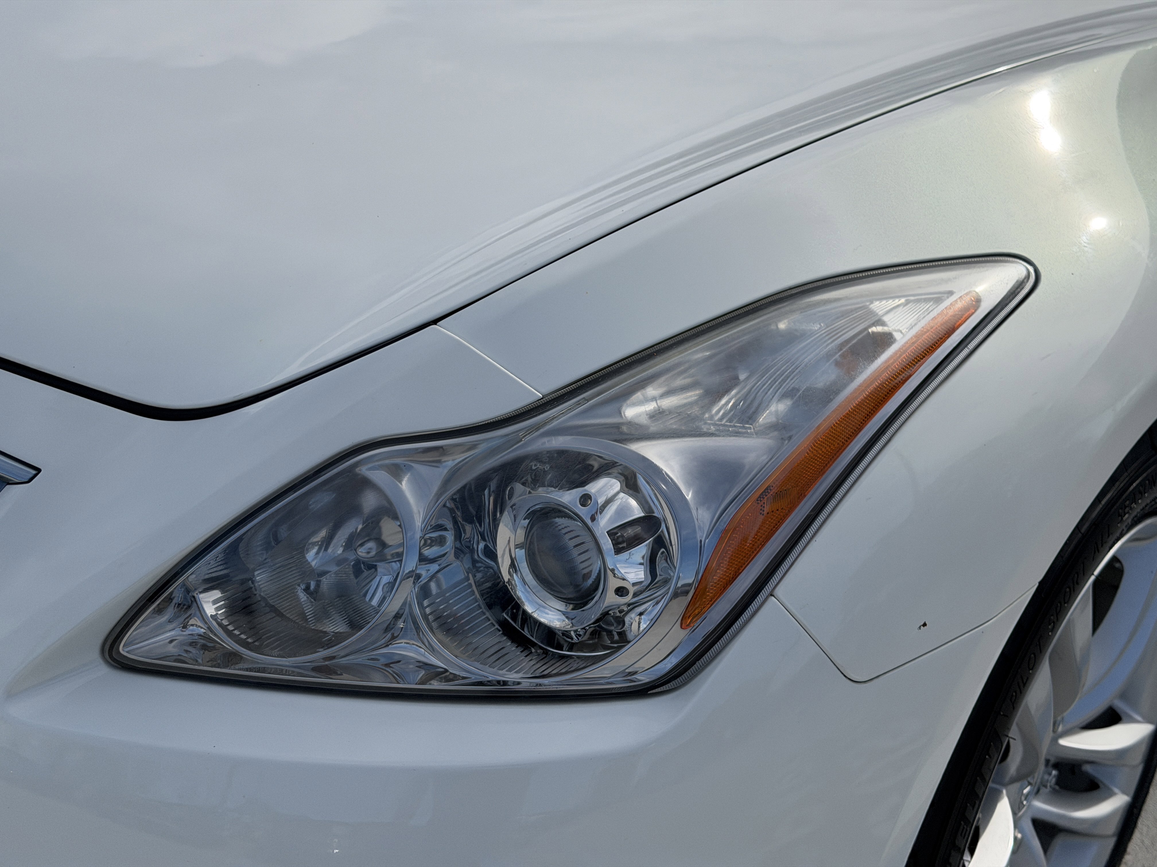 Used 2010 INFINITI G37 Journey w/ Premium Pkg image 8