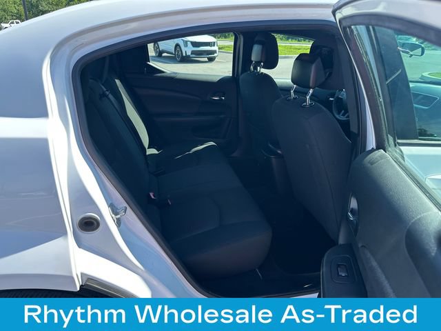 Used 2012 Dodge Avenger SE FWD image 19