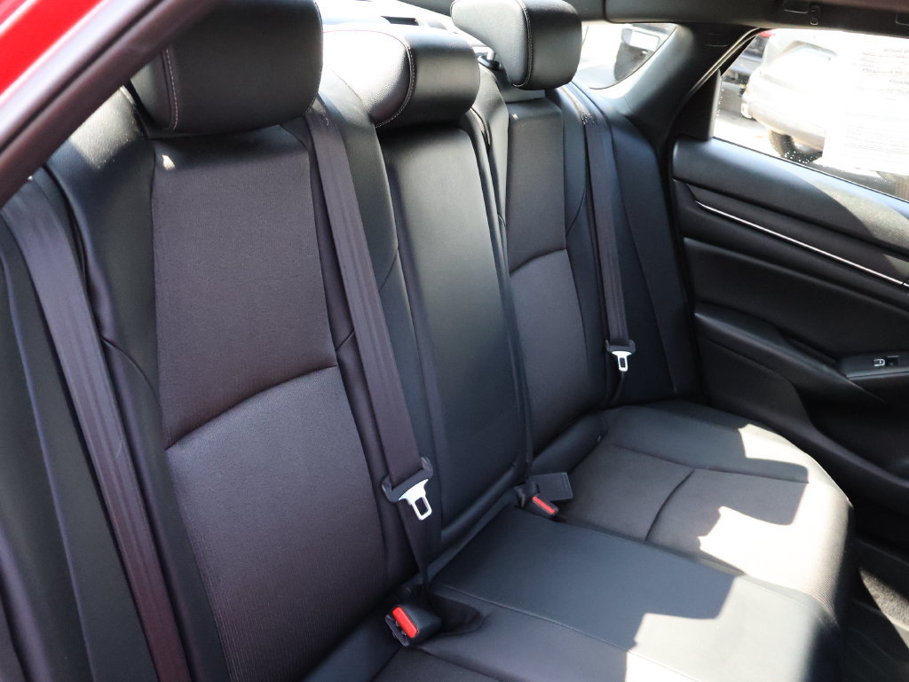 Certified 2018 Honda Accord Sport image 12