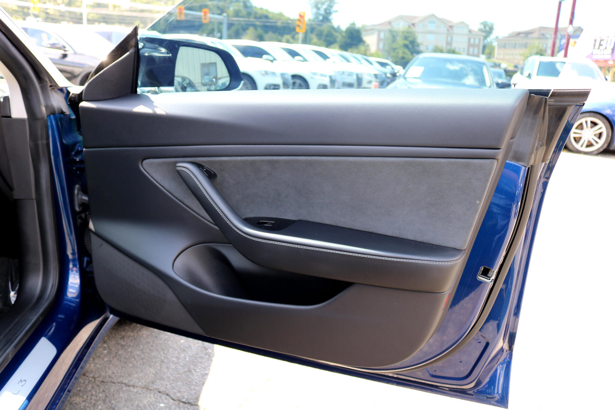 Used 2019 Tesla Model 3 Performance image 33