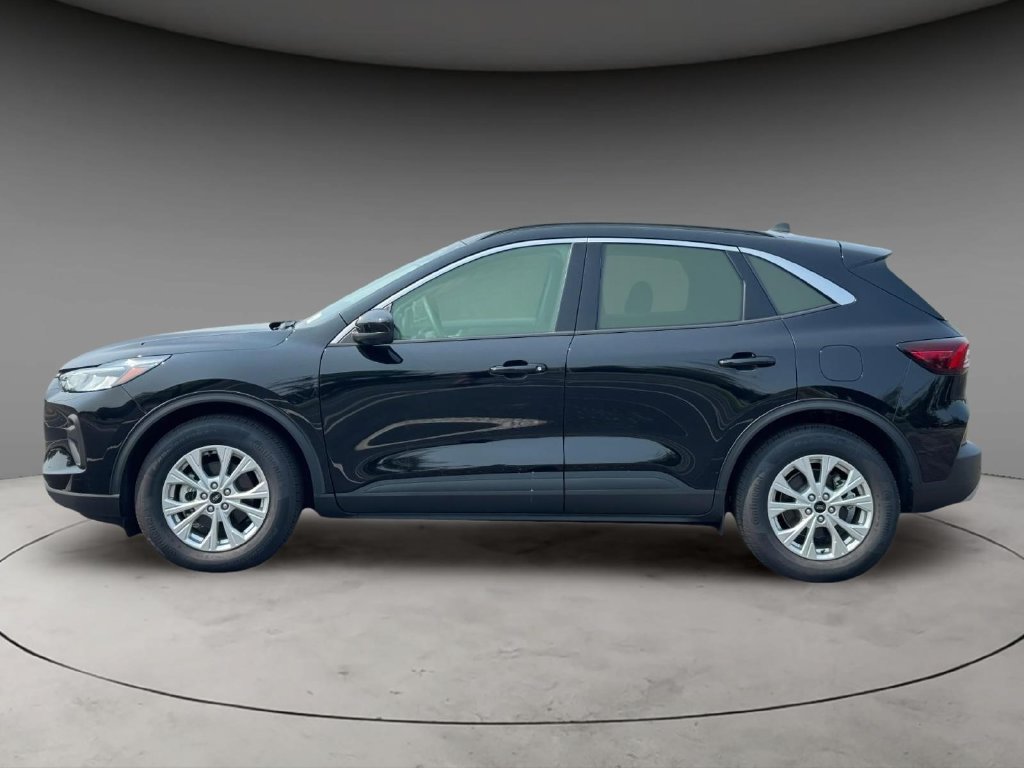 New 2024 Ford Escape Active w/ Tech Pack #2 FWD image 3