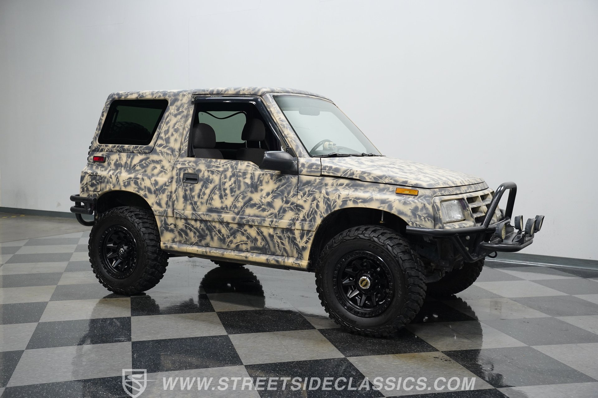 Used 1996 Geo Tracker 4WD 2-Door image 15