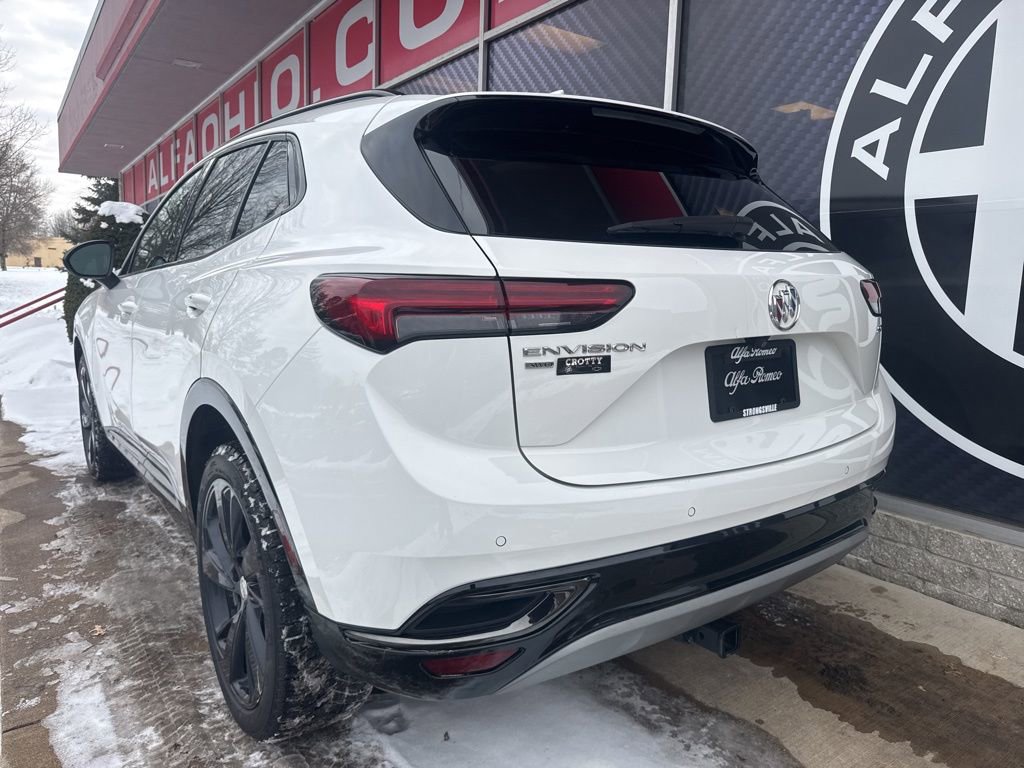 Used 2021 Buick Envision Essence w/ Sport Touring Package image 11