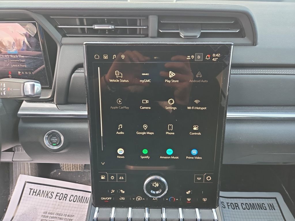 Used 2026 GMC Terrain Elevation image 26