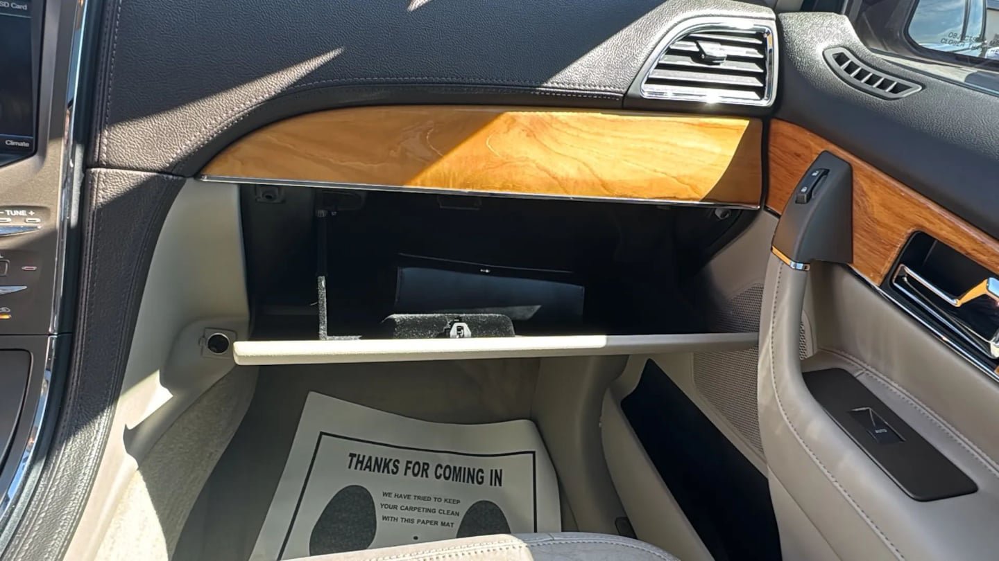 Used 2012 Lincoln MKX FWD w/ Wood Pkg image 17