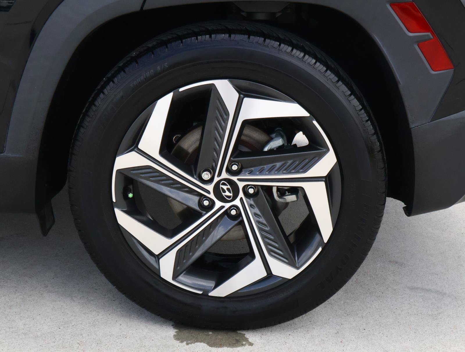Used 2022 Hyundai Tucson SEL w/ Convenience + Premium Package FWD image 8