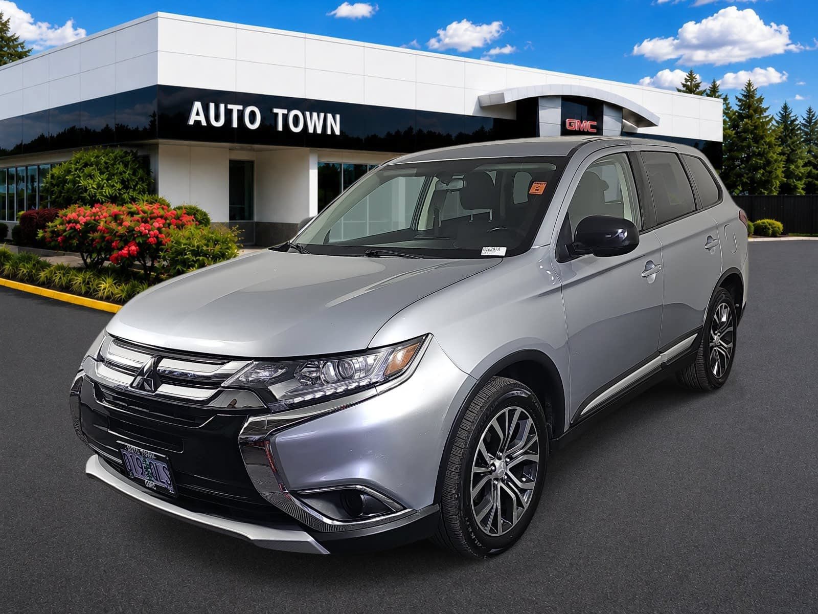 Used 2016 Mitsubishi Outlander ES AWD/4WD image 1
