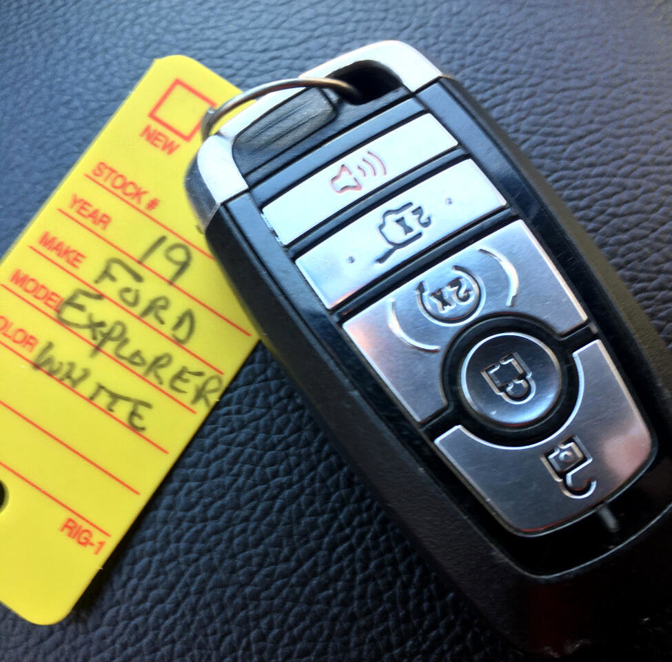 Used 2019 Ford Explorer XLT w/ Equipment Group 201A image 30