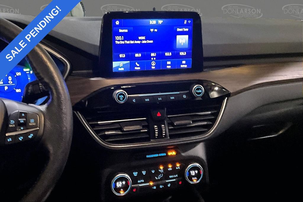Used 2020 Ford Escape Titanium FWD image 24