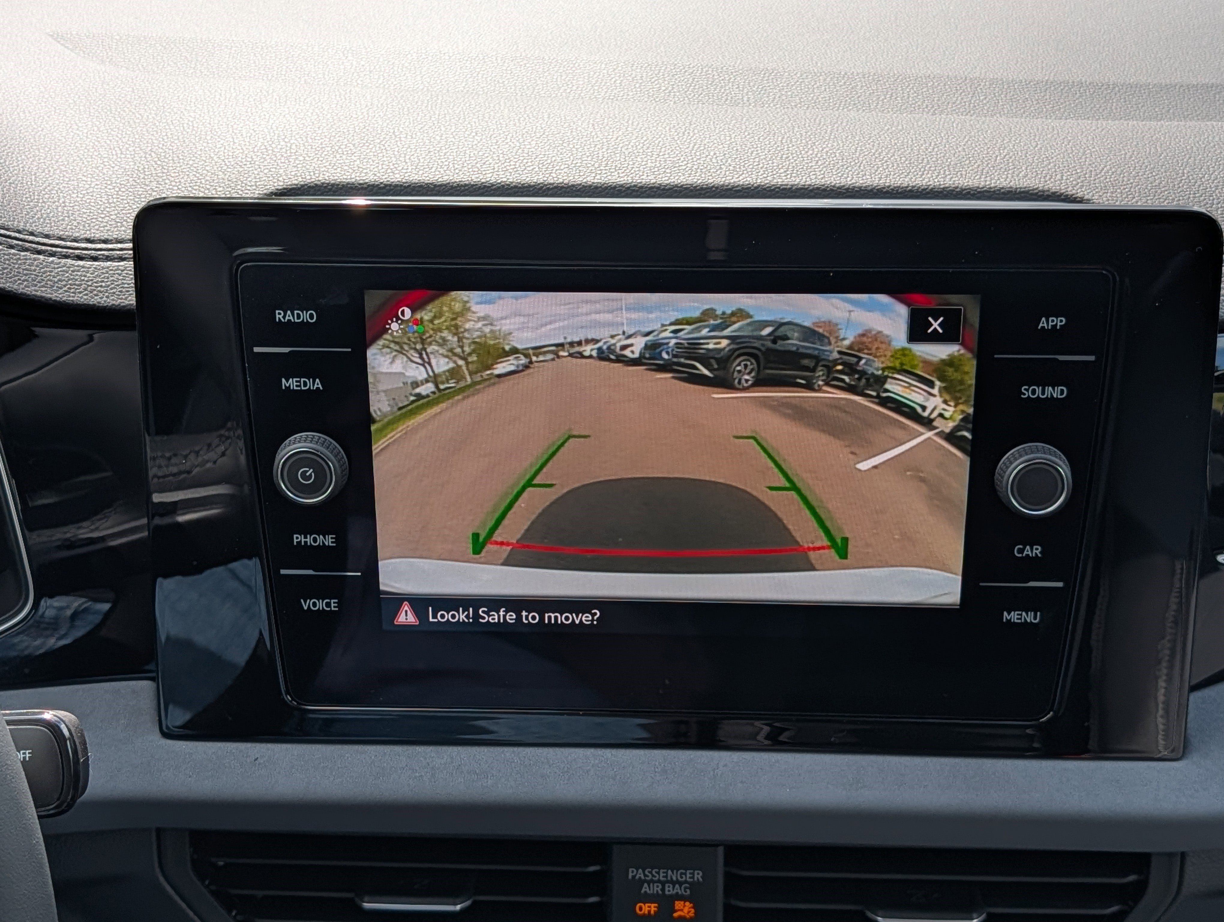 New 2026 Volkswagen Jetta SE FWD image 12
