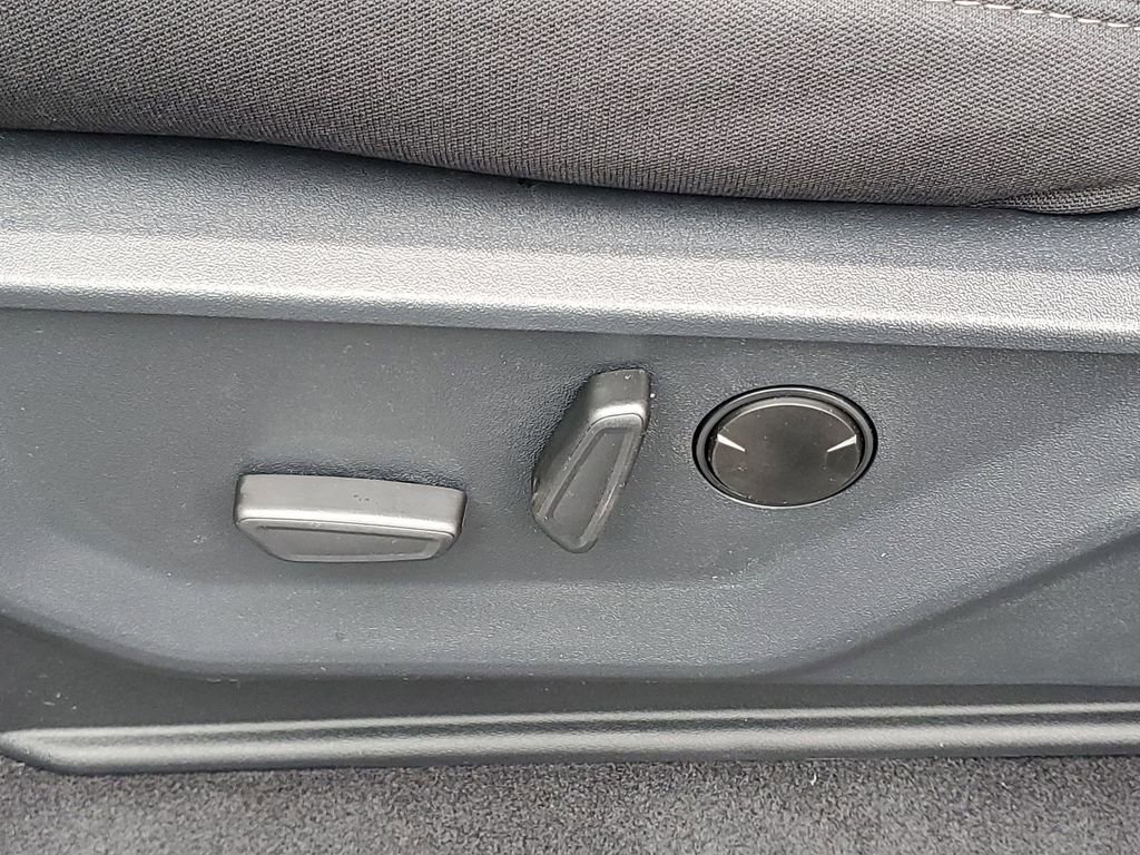 New 2026 Ford F150 XLT w/ Equipment Group 302A MID image 8