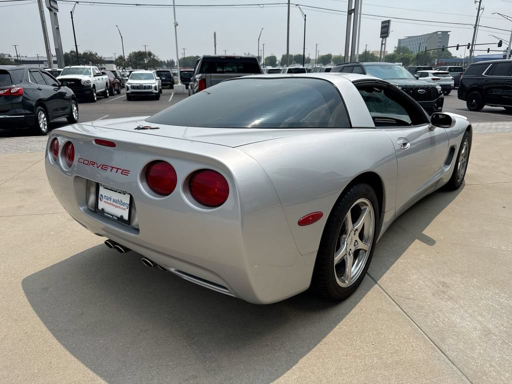 Used 1999 Chevrolet Corvette Coupe w/ Memory Pkg RWD image 13